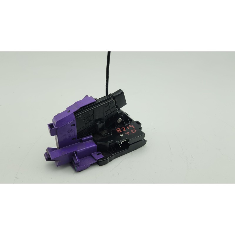 CERRADURA PUERTA TRASERA DERECHA 81420G3000 