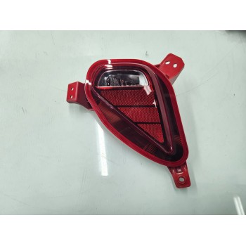 PILOTO TRASERO DERECHO PARAGOLPES 92406J7300 
