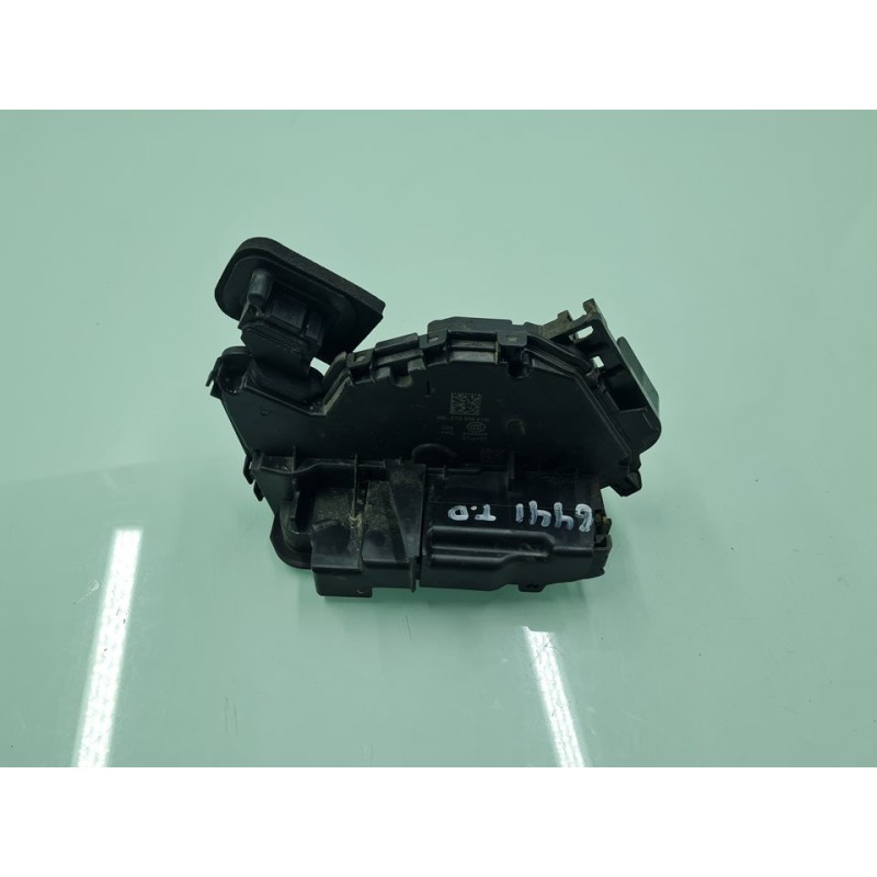 CERRADURA PUERTA TRASERA DERECHA 5TA839016L 
