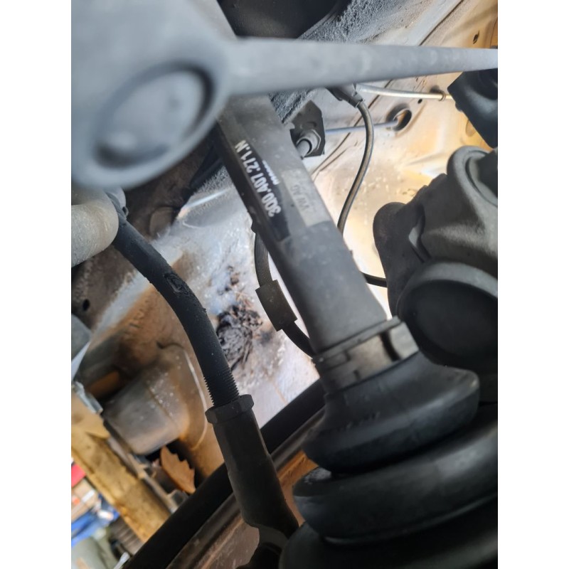 TRANSMISION DELANTERA IZQUIERDA 3Q0407271N 