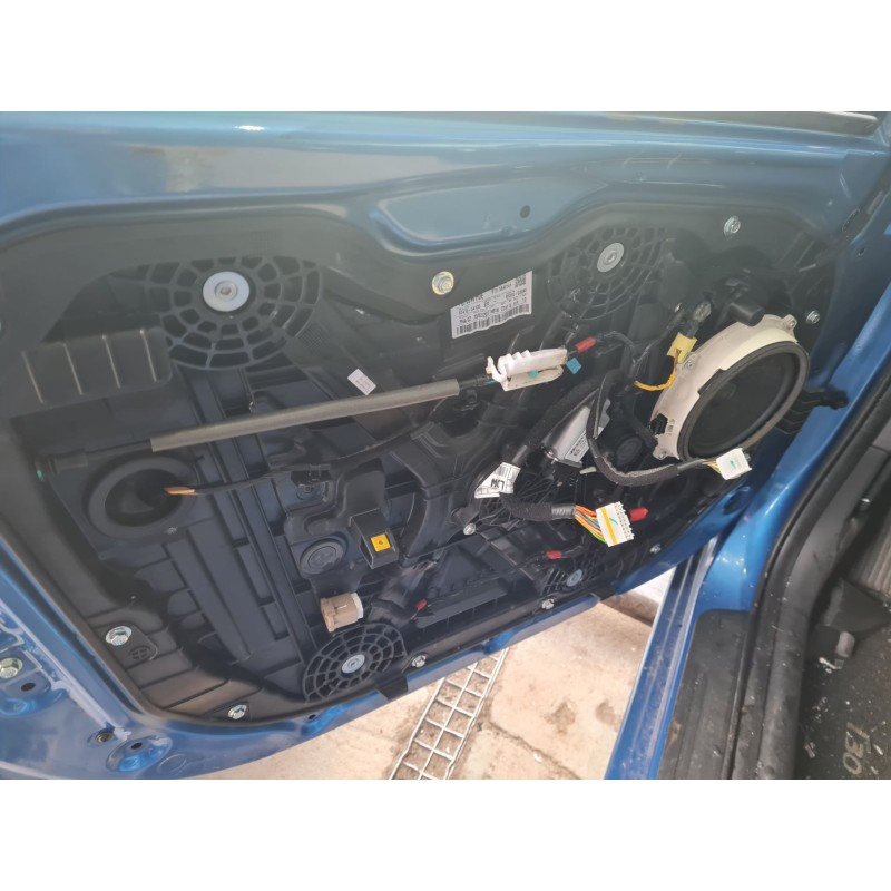 ELEVALUNAS DELANTERO IZQUIERDO 82470G4120 