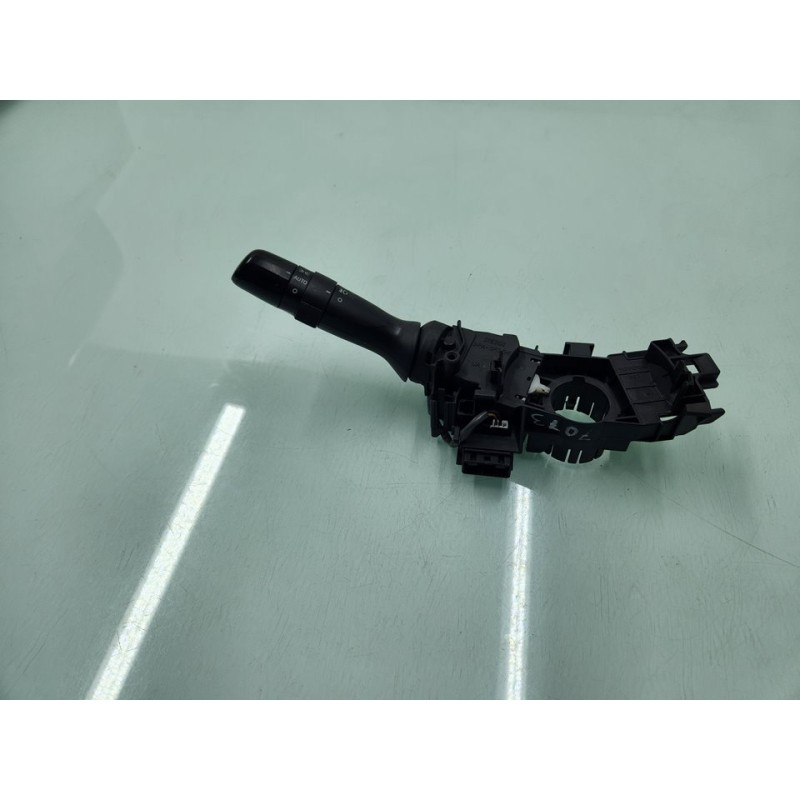 MANDO LUCES 0K210 
