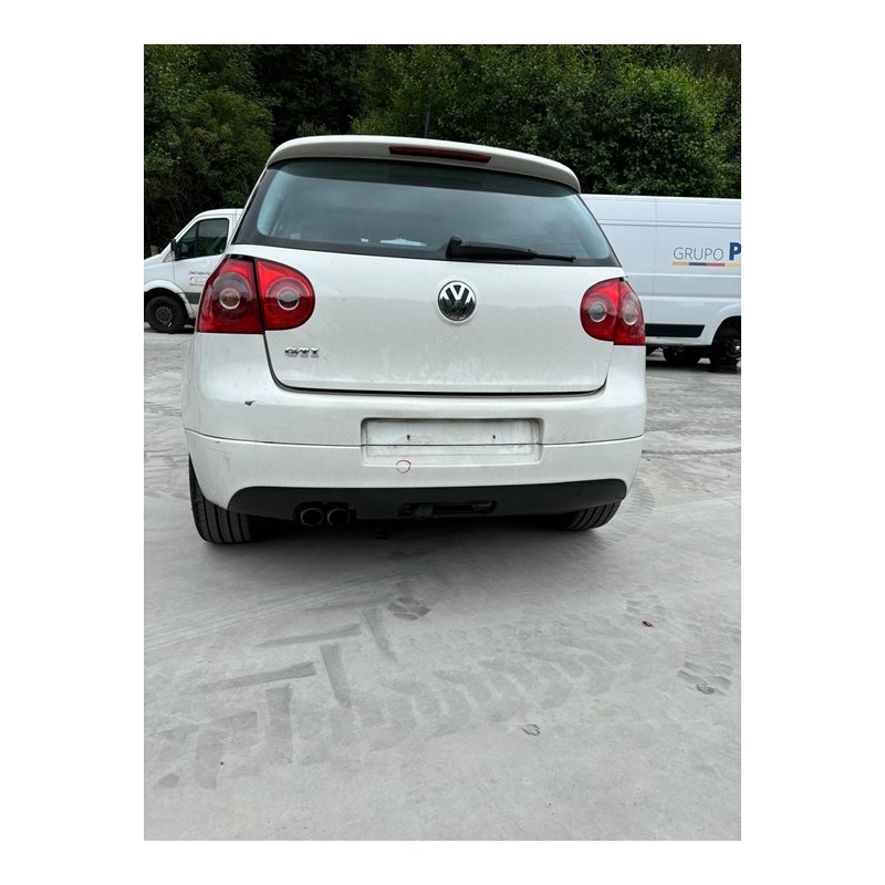volkswagen golf v berlina (1k1) del año 2006