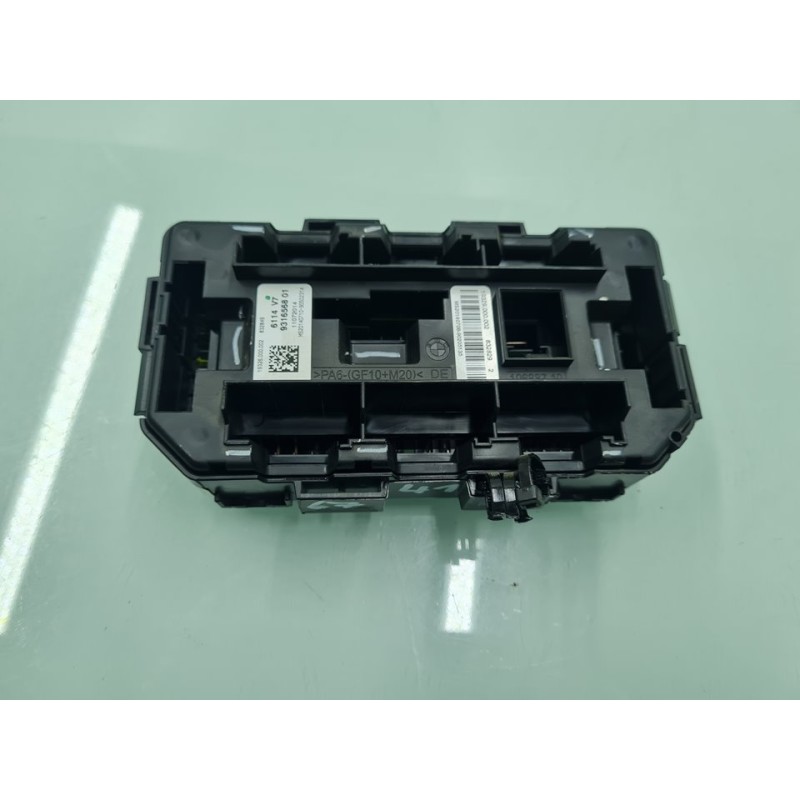 CAJA RELES / FUSIBLES 9316568 