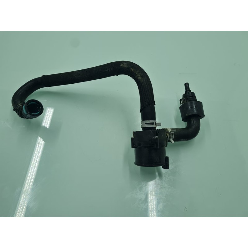 BOMBA AGUA JB3G18D473AA 