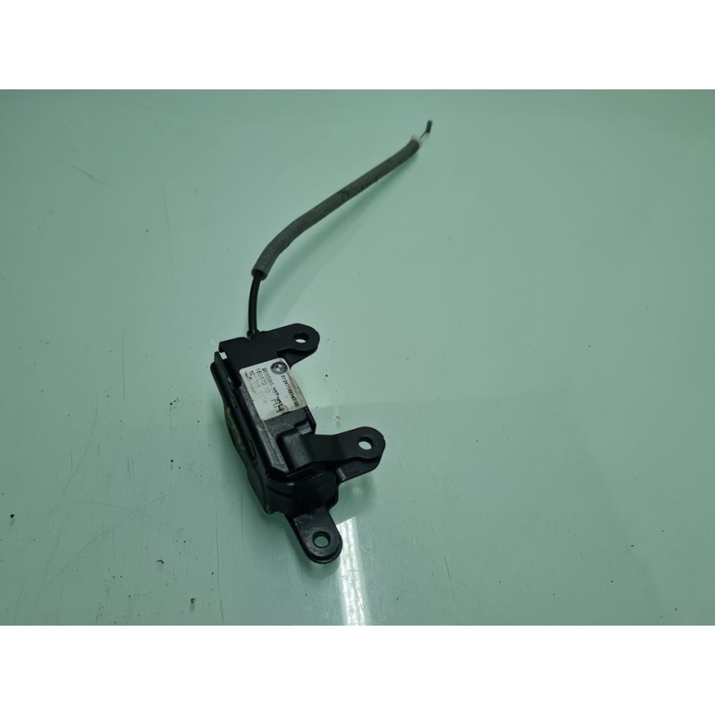 CERRADURA MALETERO / PORTON 51247162147 