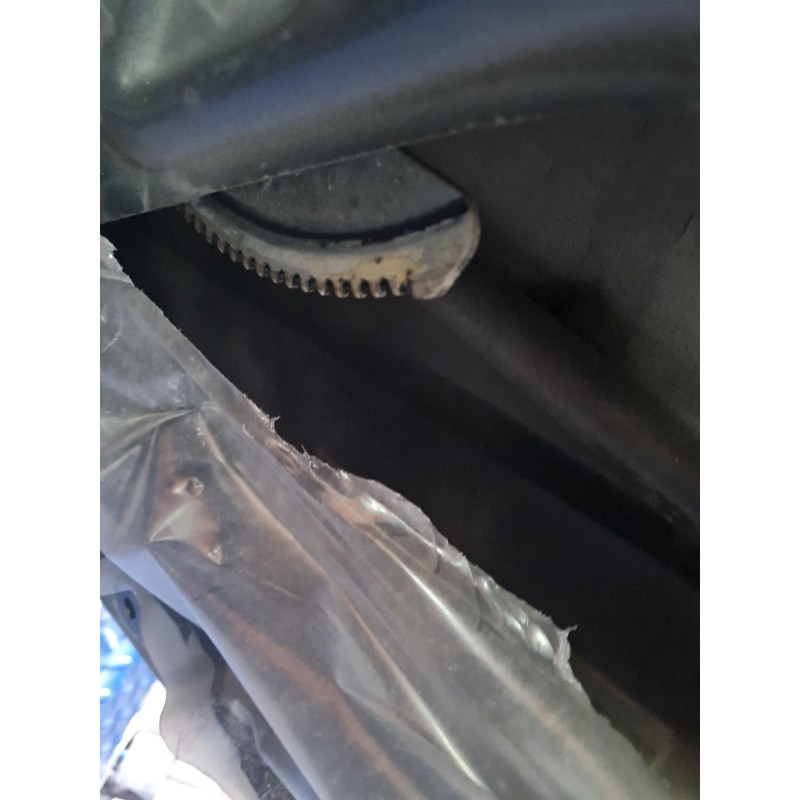 ELEVALUNAS DELANTERO DERECHO 8340179J12 