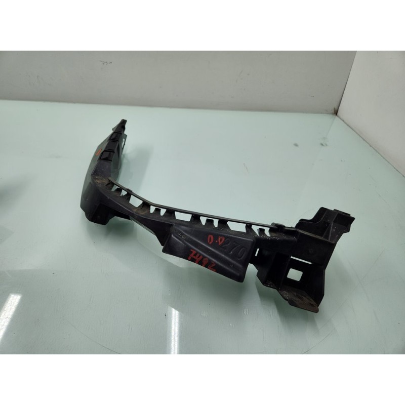 SOPORTE FARO DERECHO 6F0807890 
