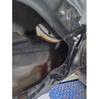 ELEVALUNAS DELANTERO IZQUIERDO 8340279J12 