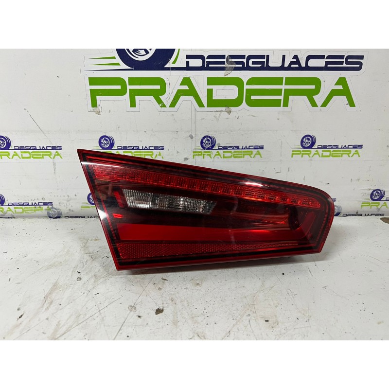 PILOTO TRASERO IZQUIERDO INTERIOR 8V3945093B 