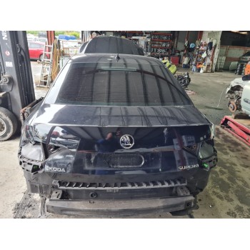 PORTON TRASERO 3V5827023D 