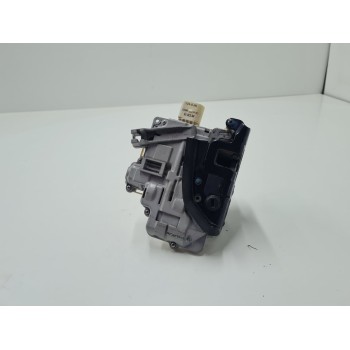 CERRADURA PUERTA TRASERA IZQUIERDA 4FO839015 