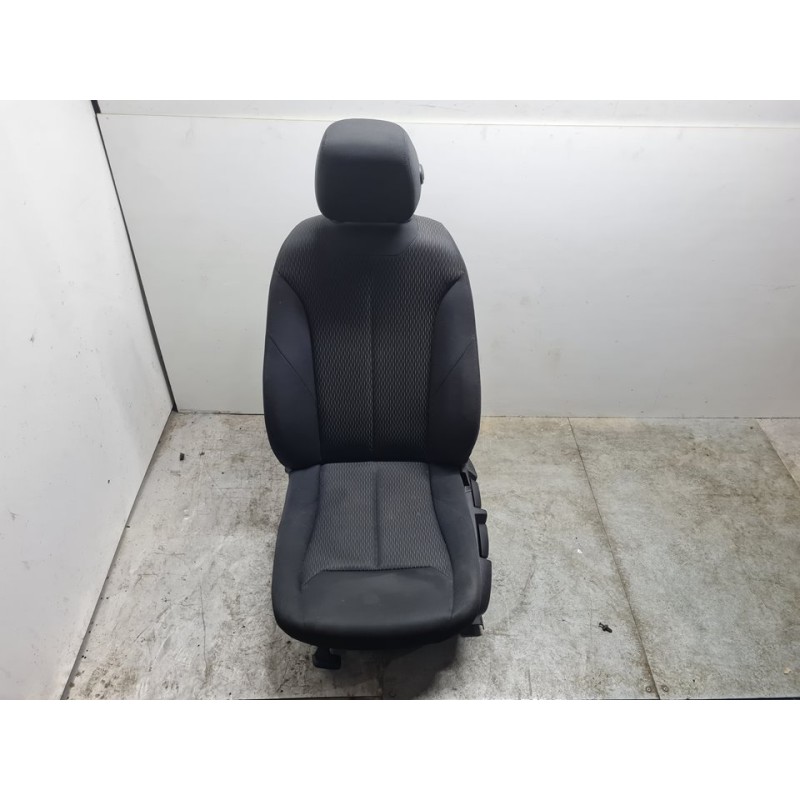 ASIENTO DELANTERO IZQUIERDO 