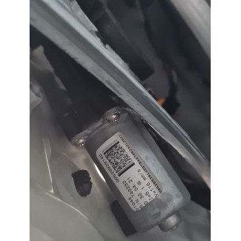 ELEVALUNAS TRASERO DERECHO 00520939140 