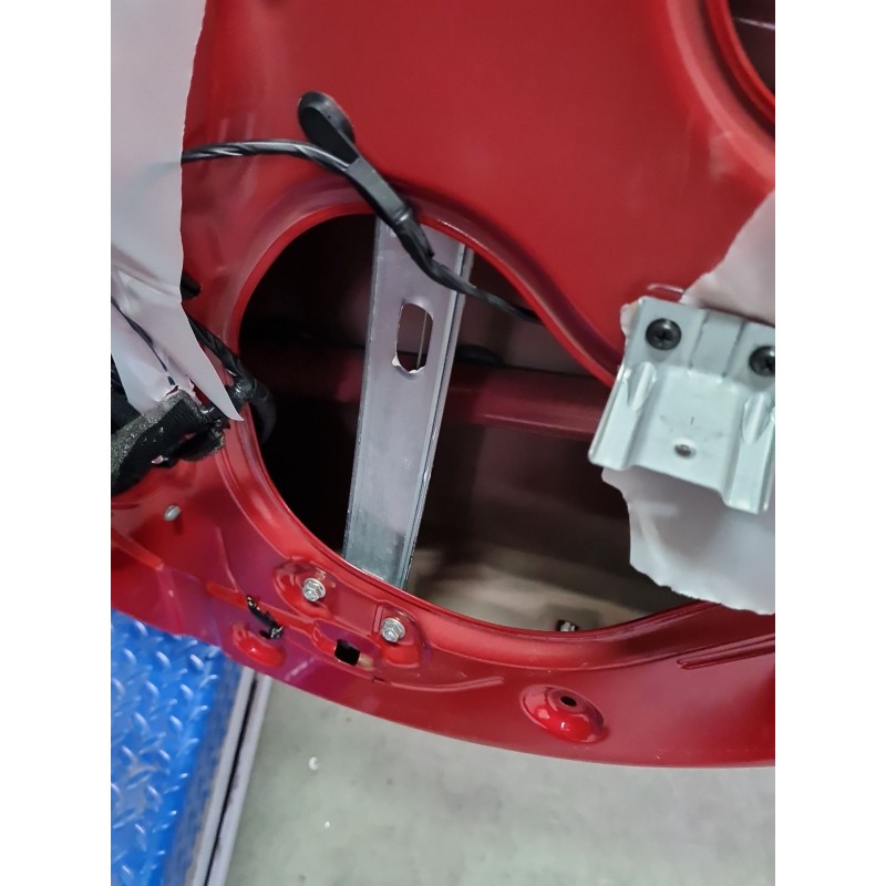 ELEVALUNAS TRASERO DERECHO 83460H8000 