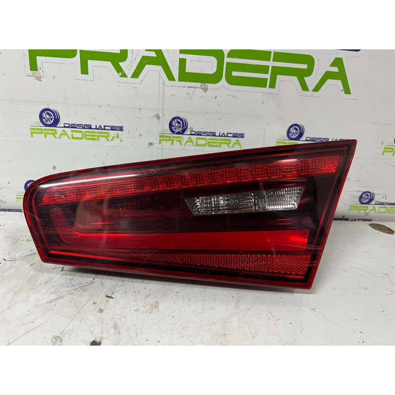 PILOTO TRASERO DERECHO INTERIOR 8V3945094B 