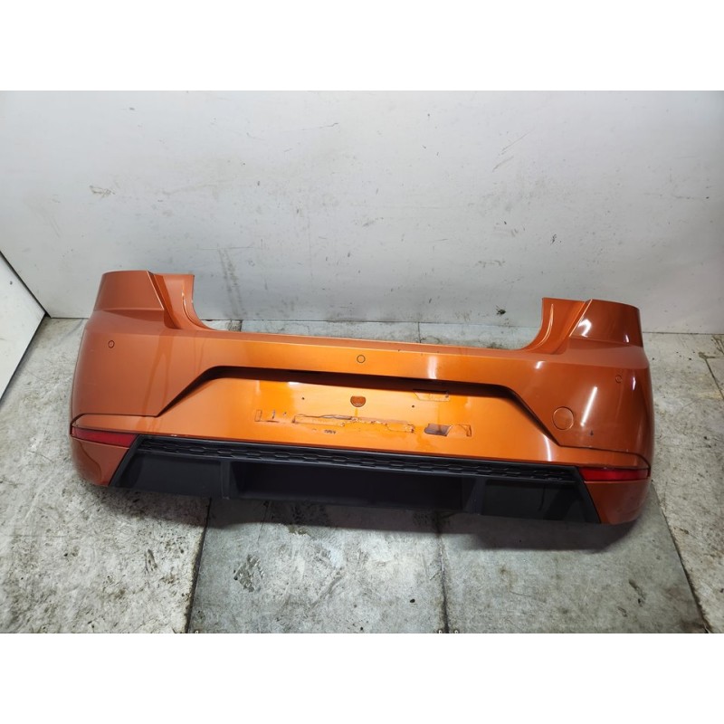 PARAGOLPES TRASERO 6F0807421D 