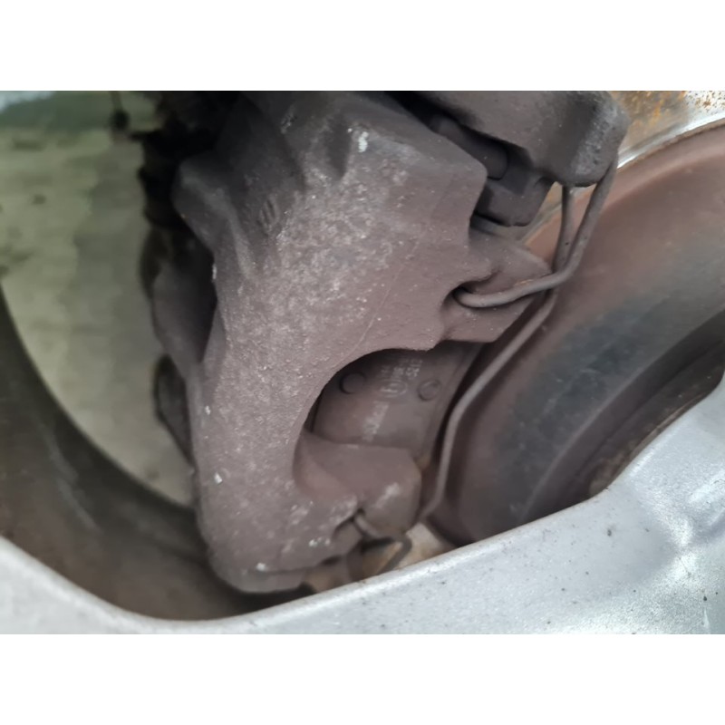 PINZA DE FRENO TRASERA DERECHA 