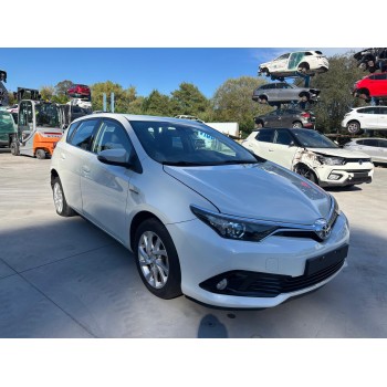 TOYOTA AURIS (_E18_)