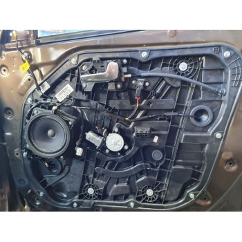 ELEVALUNAS DELANTERO DERECHO 82480A4280 