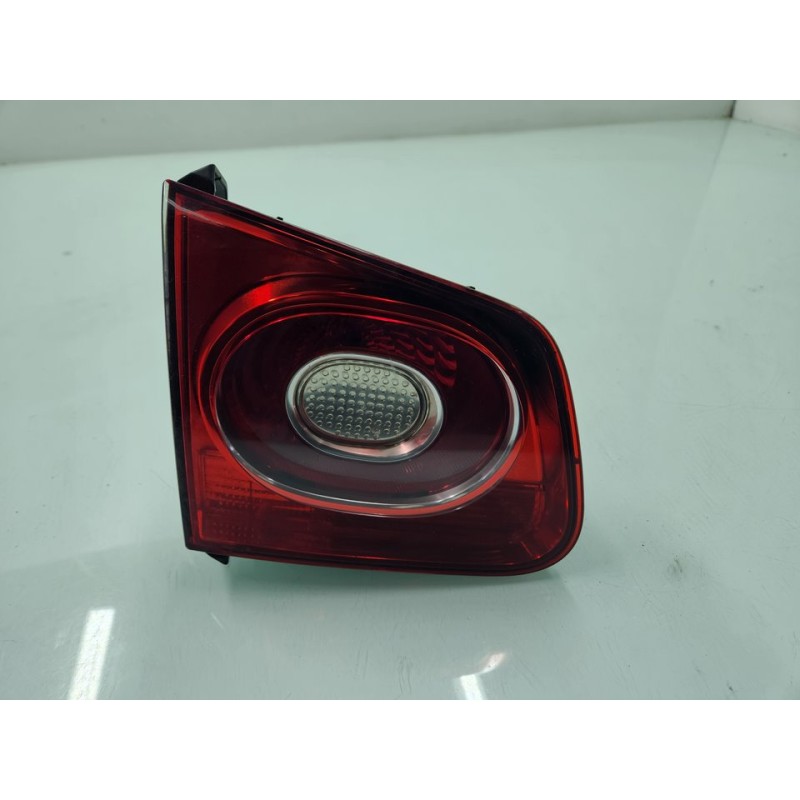 PILOTO TRASERO IZQUIERDO INTERIOR 5N0945093B 