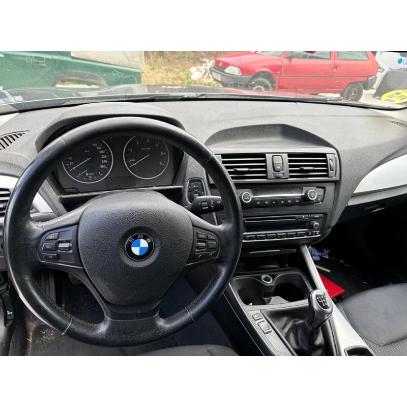 bmw serie 1 lim. (f20) del año 2011