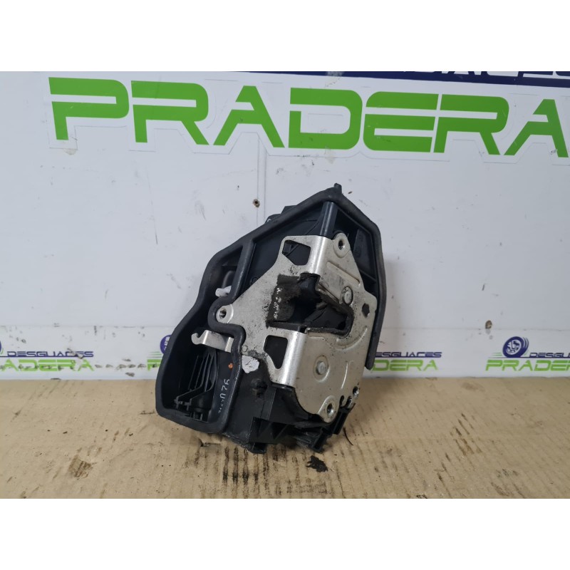 CERRADURA PUERTA DELANTERA DERECHA 51217202146 