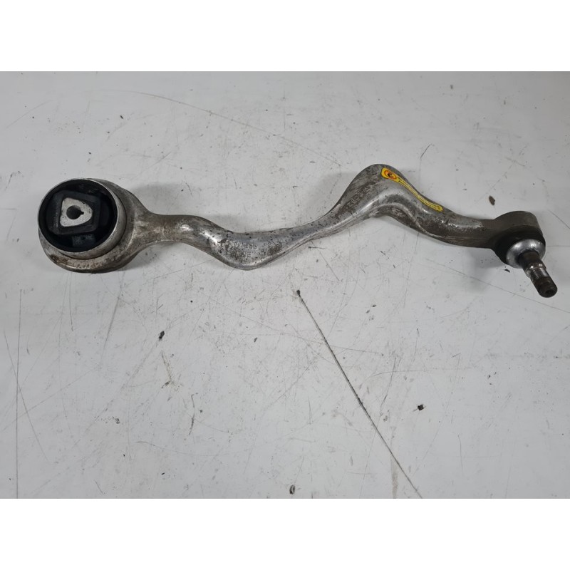 BRAZO SUSPENSION INFERIOR DELANTERO IZQUIERDO 