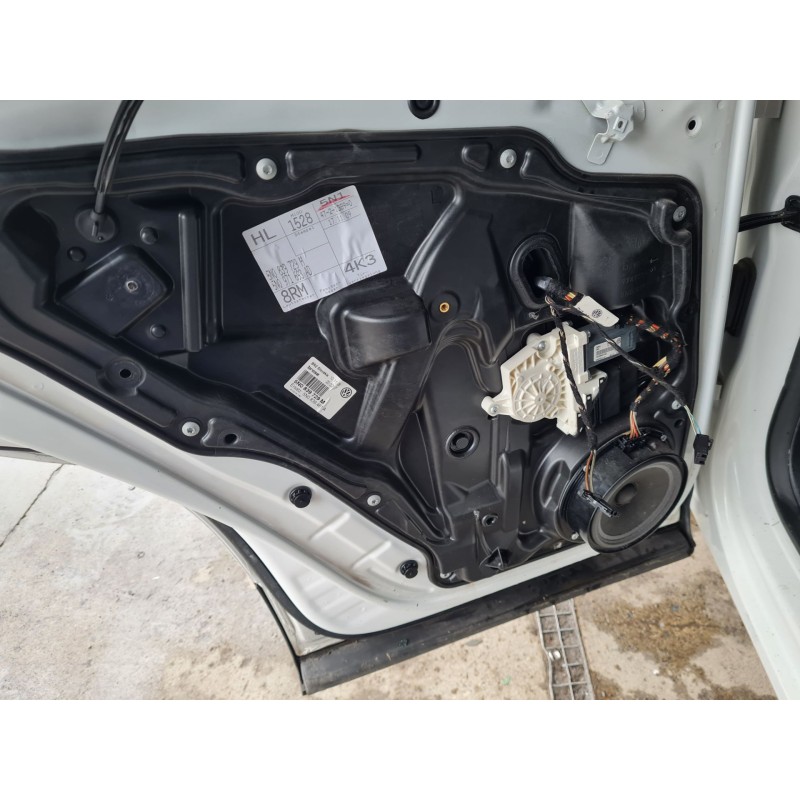 ELEVALUNAS TRASERO IZQUIERDO 5N0839461A 