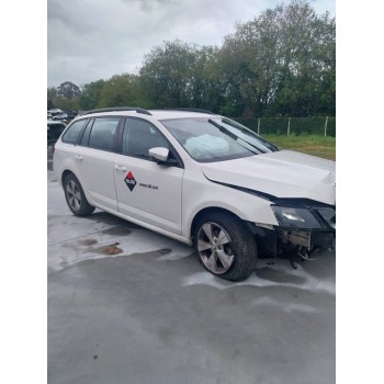 SKODA OCTAVIA COMBI (5E5)