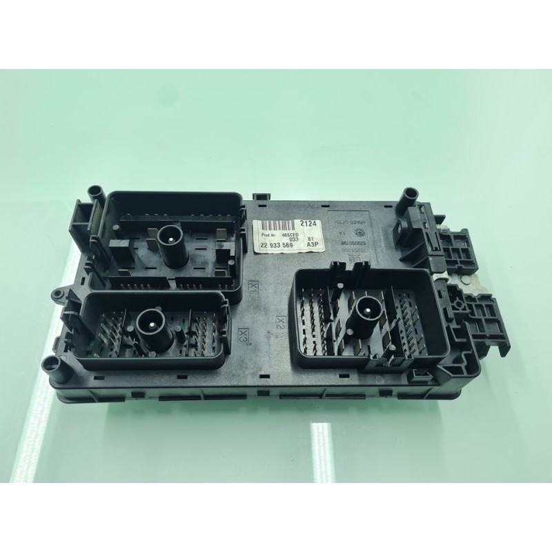 CAJA RELES / FUSIBLES 22933569 