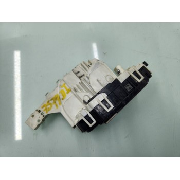 CERRADURA PUERTA DELANTERA IZQUIERDA A9067202135 