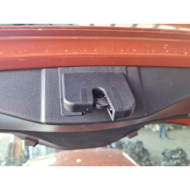CERRADURA MALETERO / PORTON 