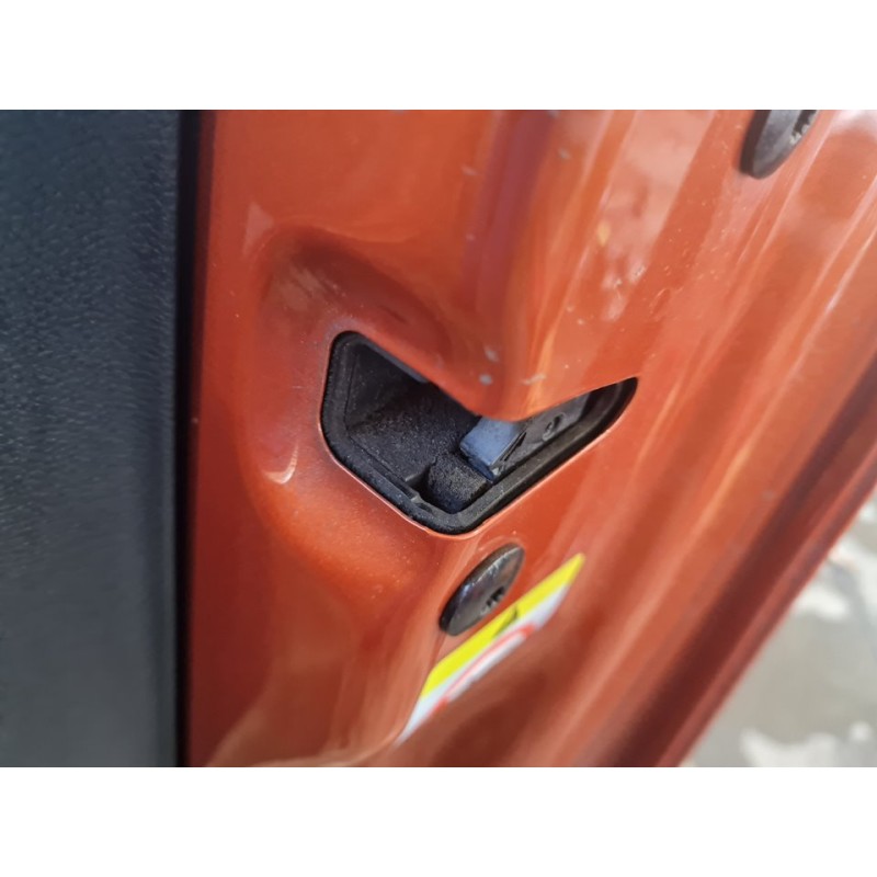 CERRADURA PUERTA DELANTERA DERECHA 