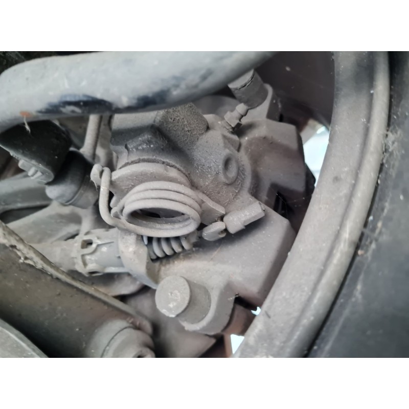 PINZA DE FRENO TRASERA DERECHA 