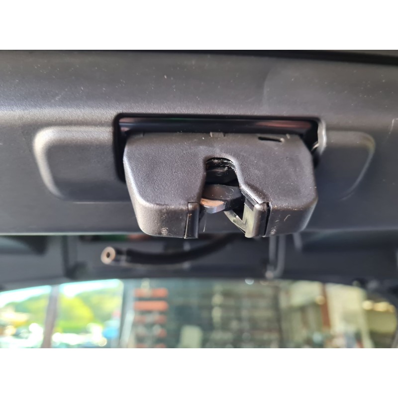 CERRADURA MALETERO / PORTON 