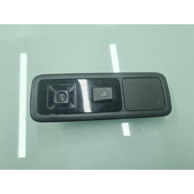 LUZ INTERIOR 5NA861137B 