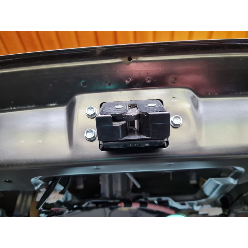 CERRADURA MALETERO / PORTON EH1062310A 