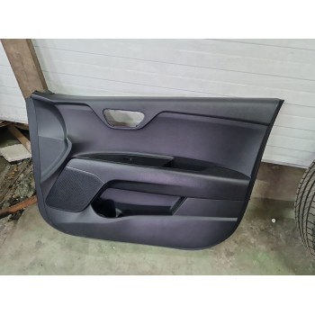 GUARNECIDO PUERTA DELANTERA DERECHA 82302H8100WK 