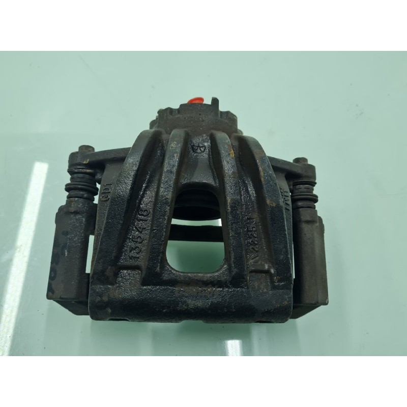 PINZA DE FRENO DELANTERA IZQUIERDA 
