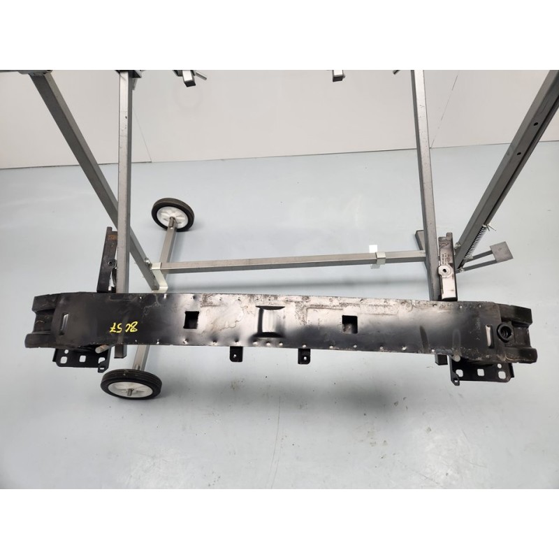 REFUERZO PARAGOLPES DELANTERO 3V0807109 