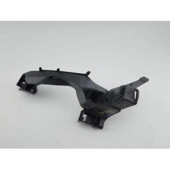 SOPORTE FARO DERECHO 80A805608B 