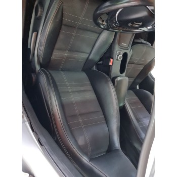 ASIENTO DELANTERO IZQUIERDO 