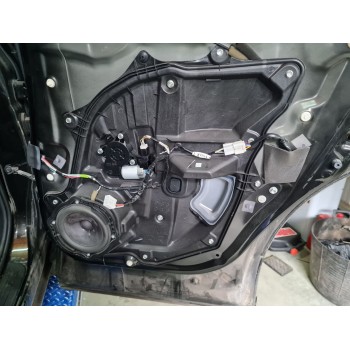 ELEVALUNAS TRASERO DERECHO EG217297X 