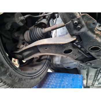 BRAZO SUSPENSION INFERIOR DELANTERO DERECHO 4452035000 