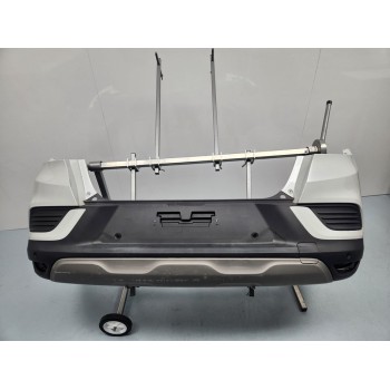 PARAGOLPES TRASERO 