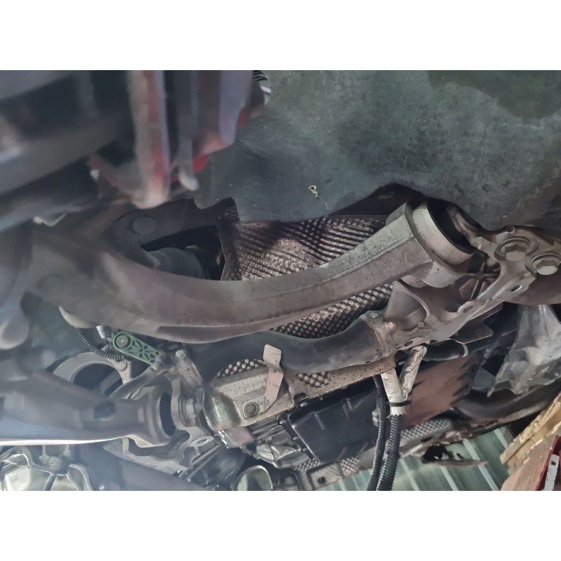 BRAZO SUSPENSION INFERIOR DELANTERO IZQUIERDO 9A740769303 