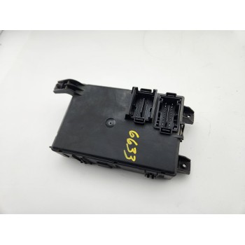 CAJA RELES / FUSIBLES 13350672 
