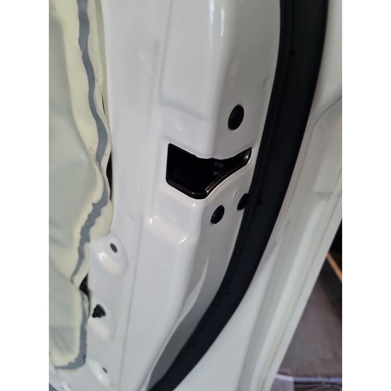 CERRADURA PUERTA DELANTERA DERECHA 7122035000 