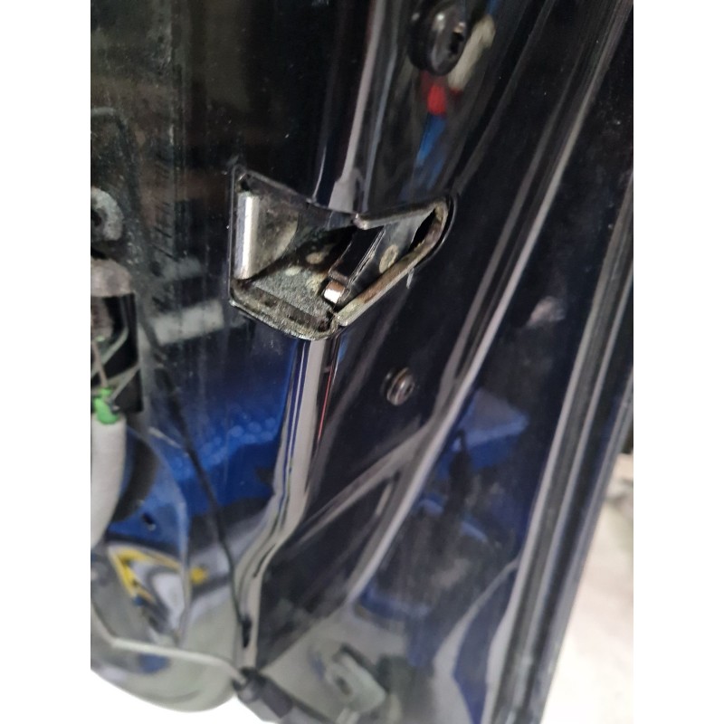 CERRADURA PUERTA DELANTERA DERECHA 51217202146 